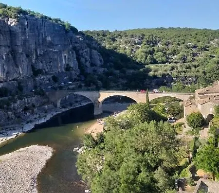 아파트 « les Rives De L'ardeche » Ucel
