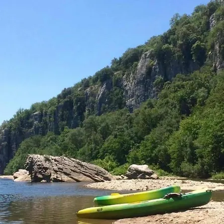 아파트 « les Rives De L'ardeche » *