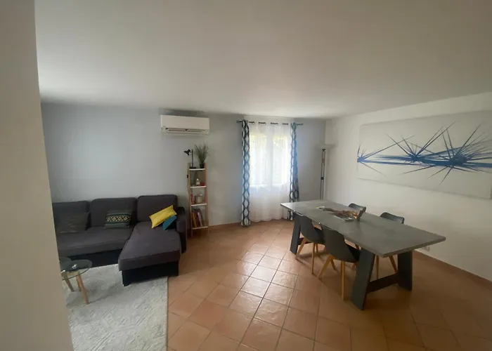 Apartment « les Rives De L'ardeche » *