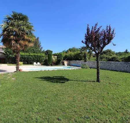  les Rives De L’ardèche  *